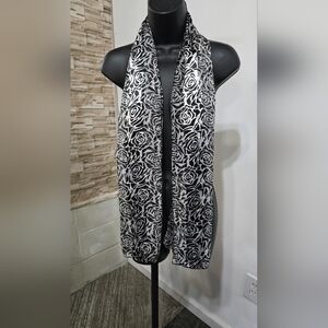 Elegant Black and White Rose Pattern Scarf